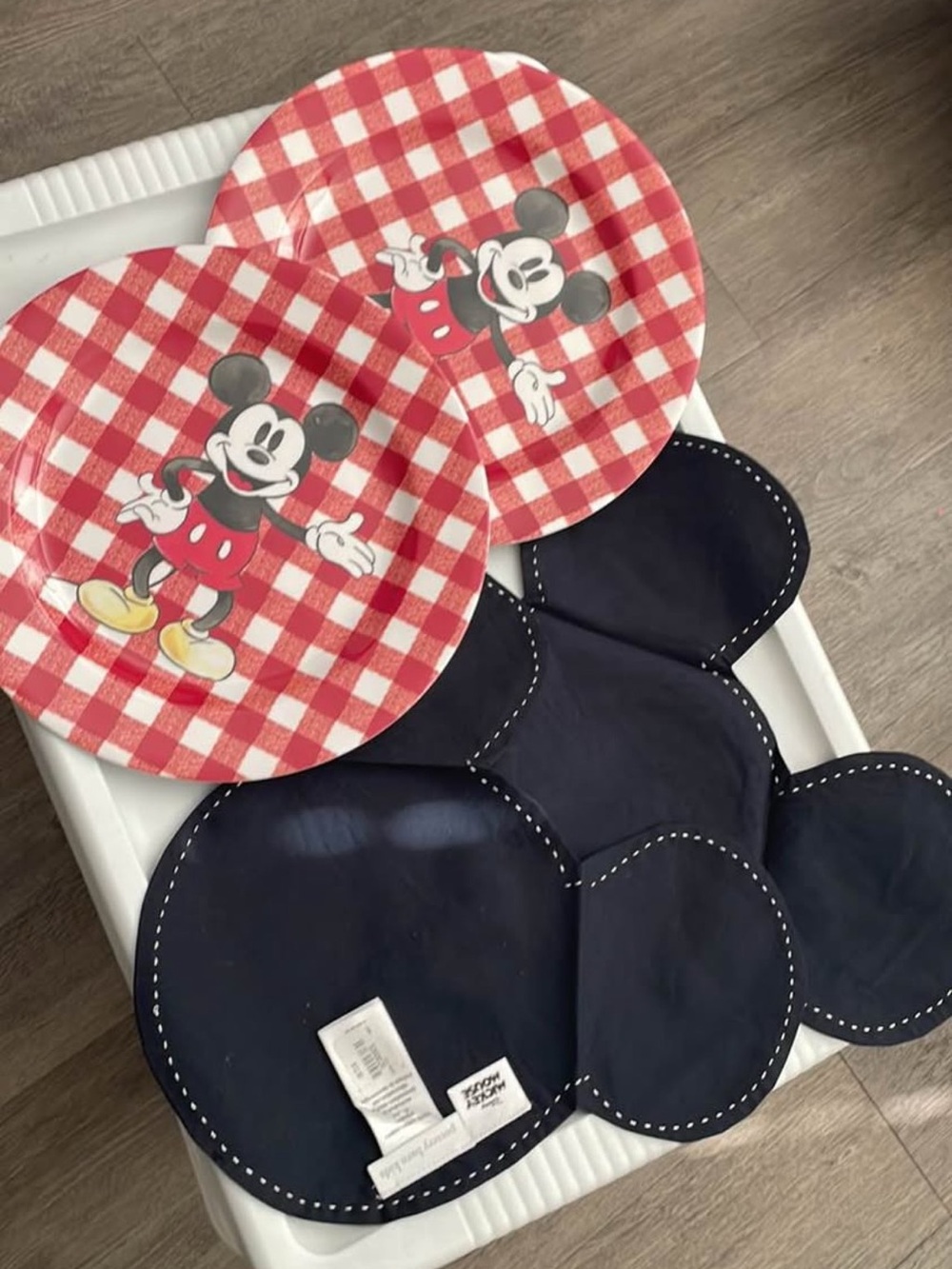 Pottery barn - Disney Mickey Mouse Plates & placemats